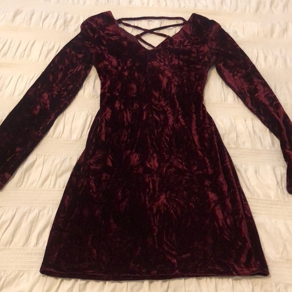 Dark Red Long Sleeve Open Back Velvet Style Dress Size Small - Picture 2 of 10